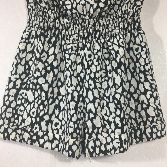 Black and white romper - Picture 7 of 8